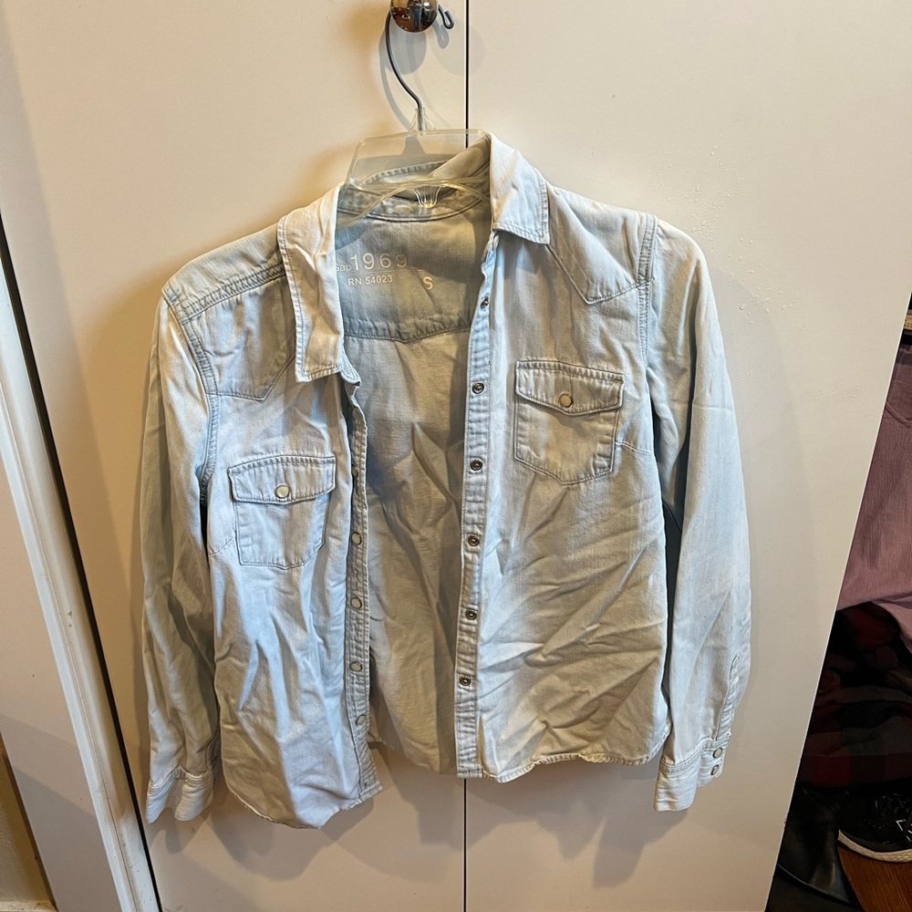 Small chambray long sleeve. Worn look